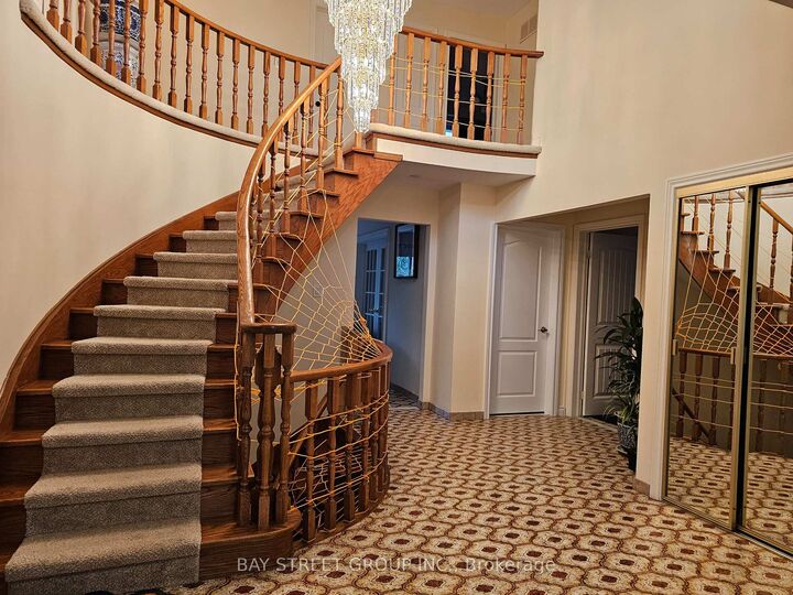 Property Photo: 29 Elmartin Drive ON M1W 3C6