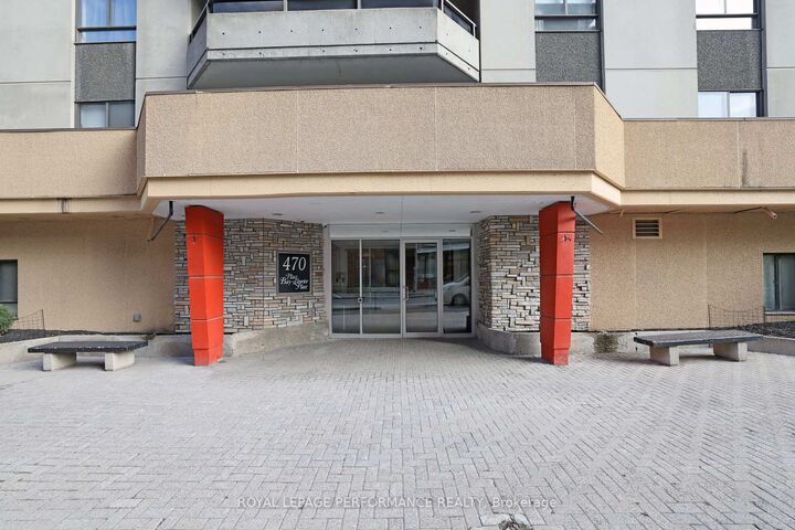 Property Photo: 470 Laurier Avenue W 1701 ON K1R 7W9