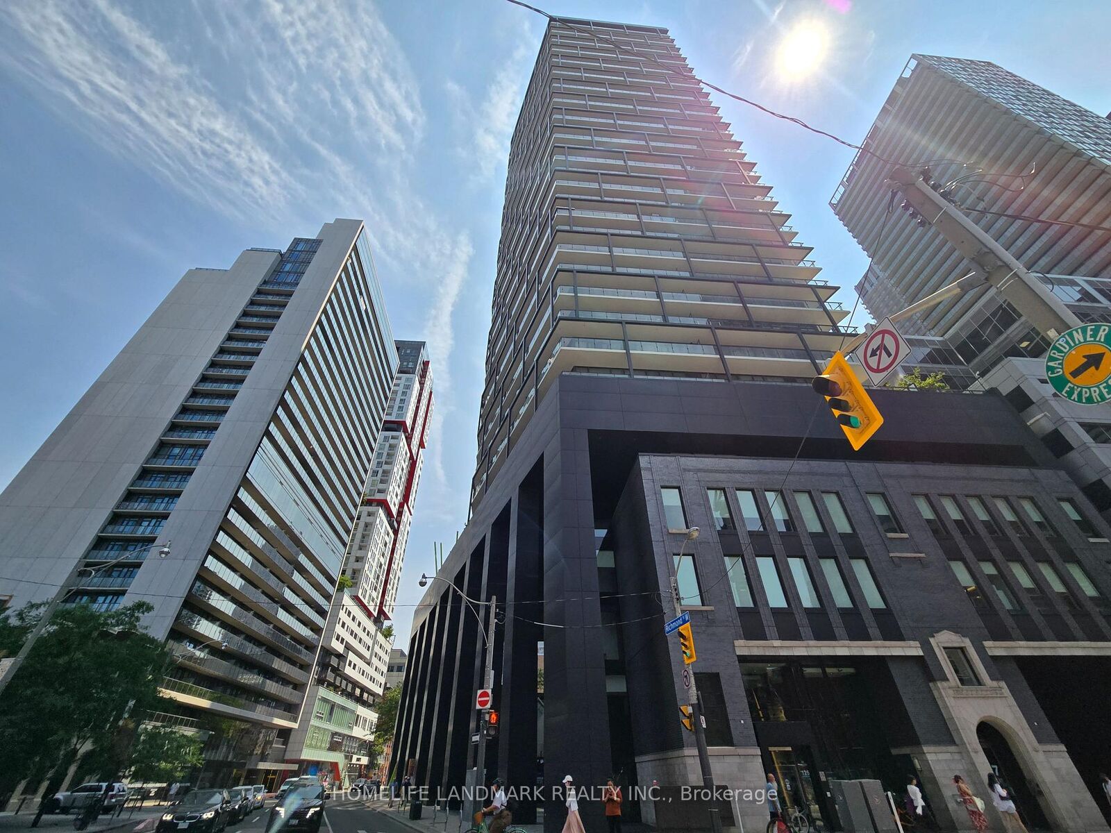 Property Photo: 125 Peter Street 2610 ON M5V 0M2