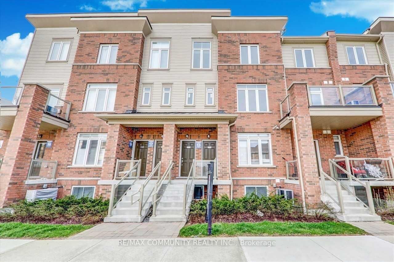 Property Photo: 2718 William Jackson Drive ON L1X 0E6