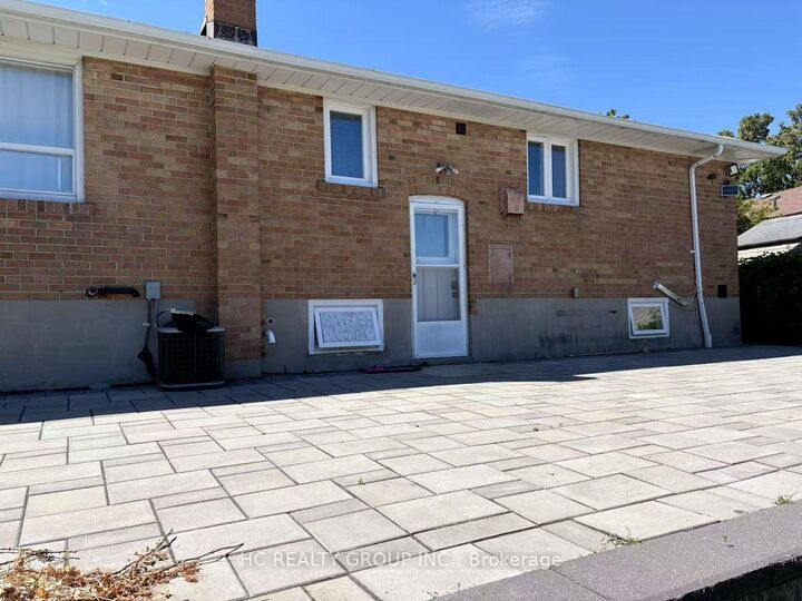 Property Photo: Bsmt 7 Ivanhoe Court ON M1R 3G8