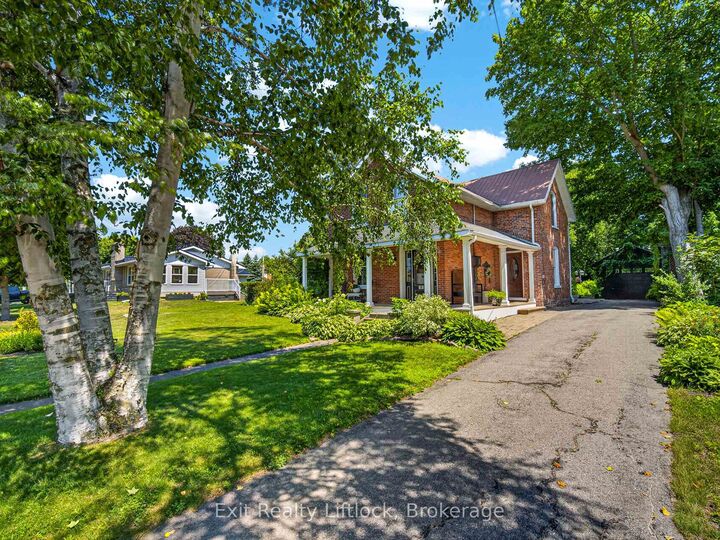 Property Photo: 19 Queen Street ON K0L 2V0