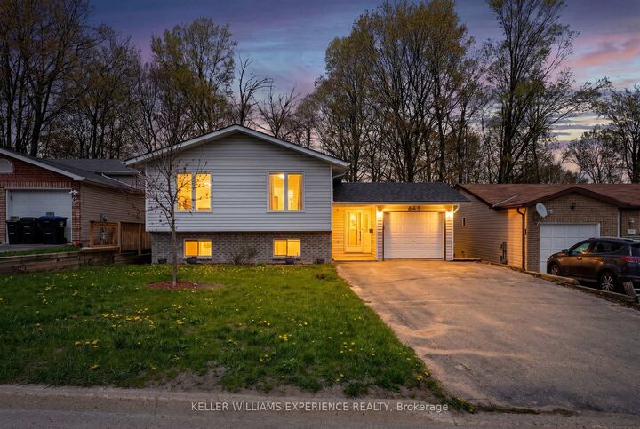 645 Bayview Drive — photo 1