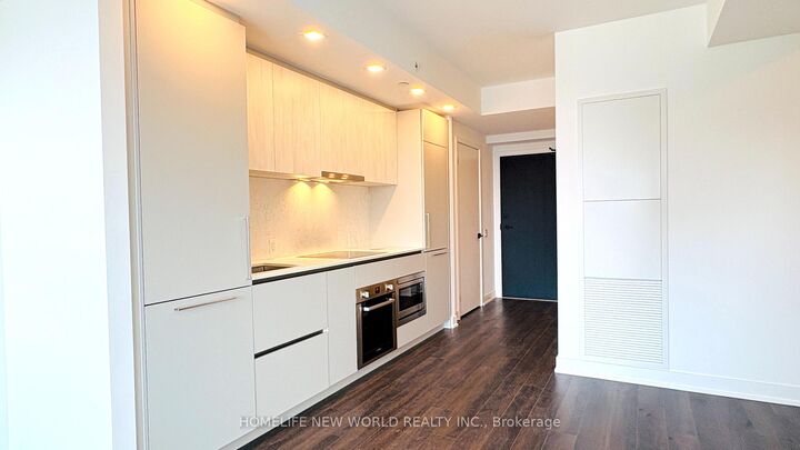 Property Photo:  609 Sherbourne Street 3301  ON M4X 0A4 