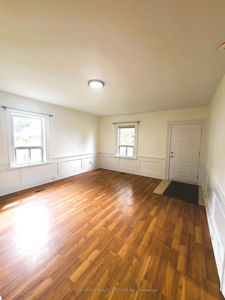 Property Photo: 798 King Road ON L7B 1K5