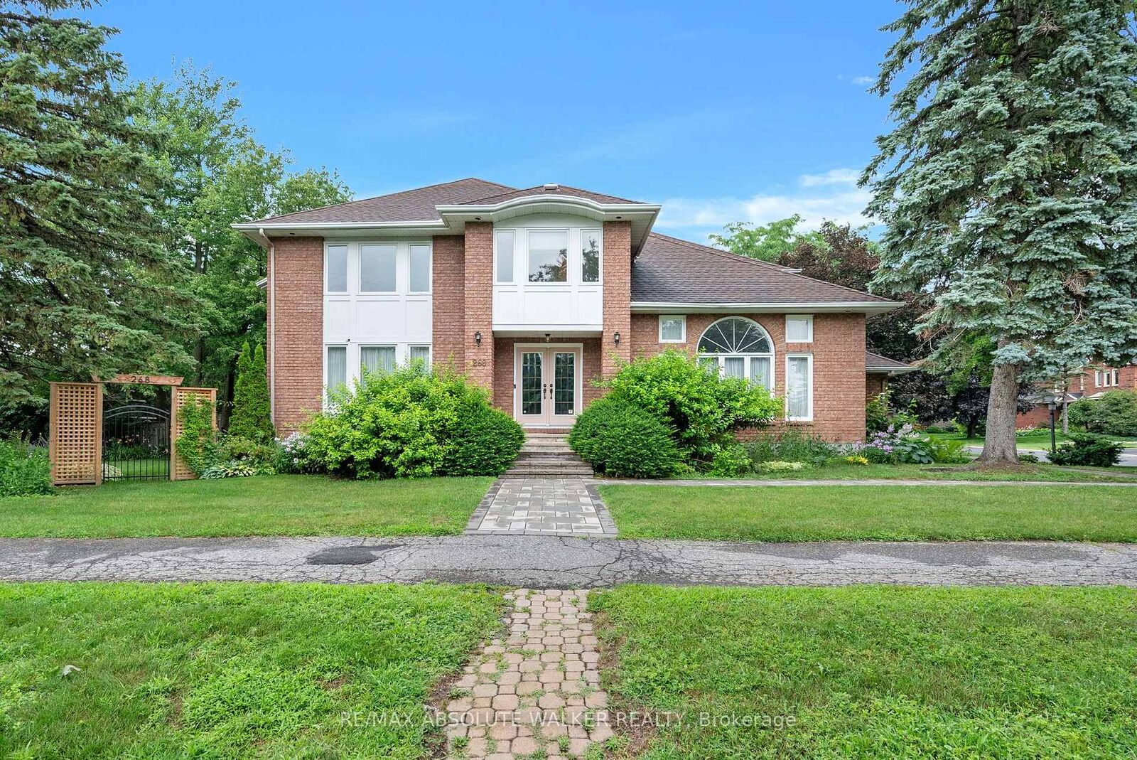 Property Photo: 268 Pine Hill Drive ON K2M 2B6