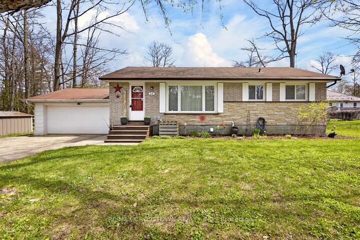 15 Smallman Drive — photo 1