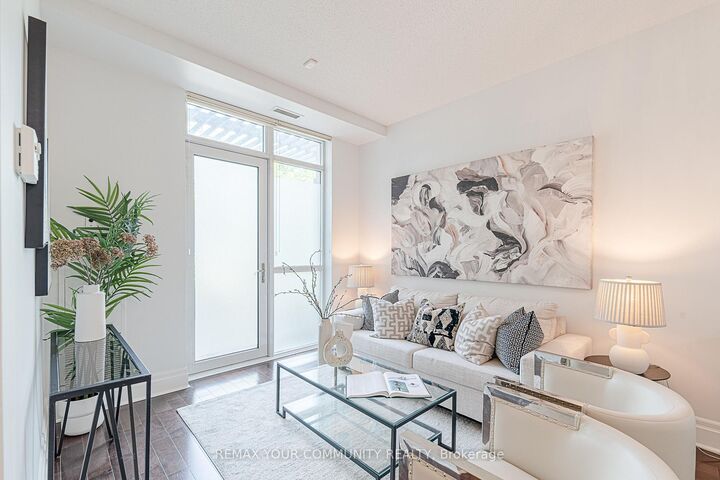 39 Upper Duke Crescent 102 — photo 1