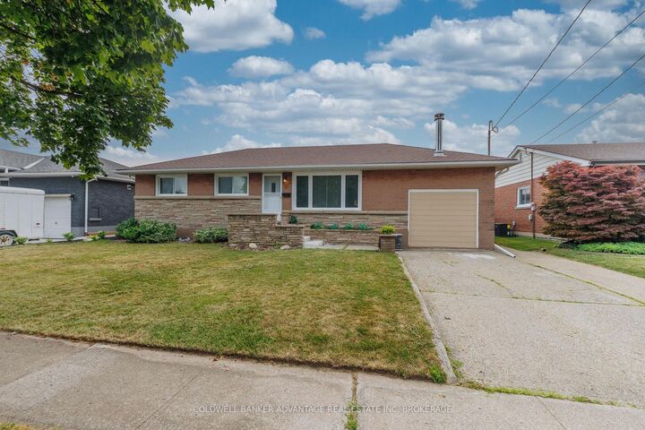 Property Photo: 77 Balmoral Avenue ON L3B 1S5