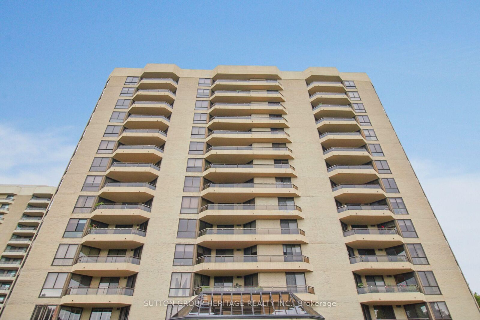 Property Photo: 900 Wilson Road N 1202 ON L1G 7T2
