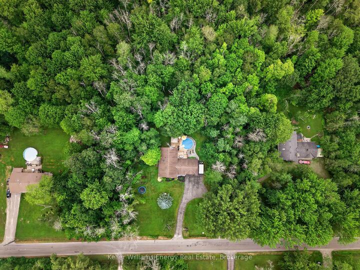 Property Photo: 422 Gardenville Road ON K0K 1L0