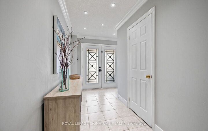Property Photo: 1411 Costigan Road ON L9T 0Y7
