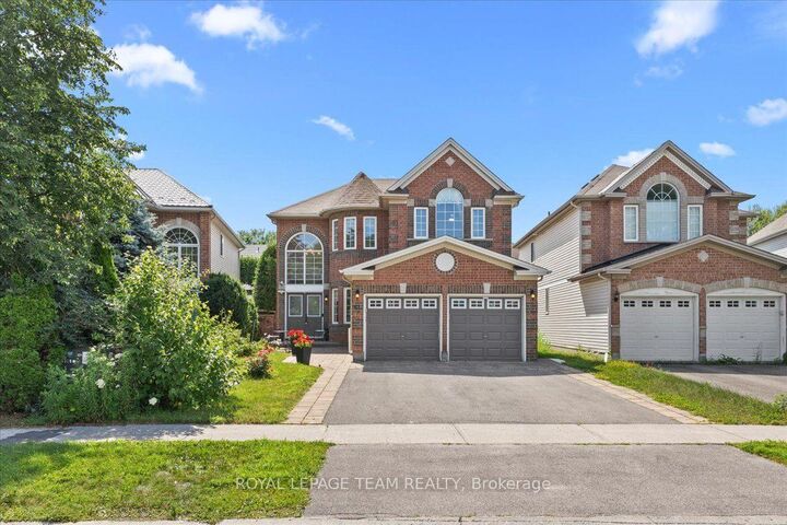 Property Photo: 61 Shirley's Brook Drive ON K2K 3M8