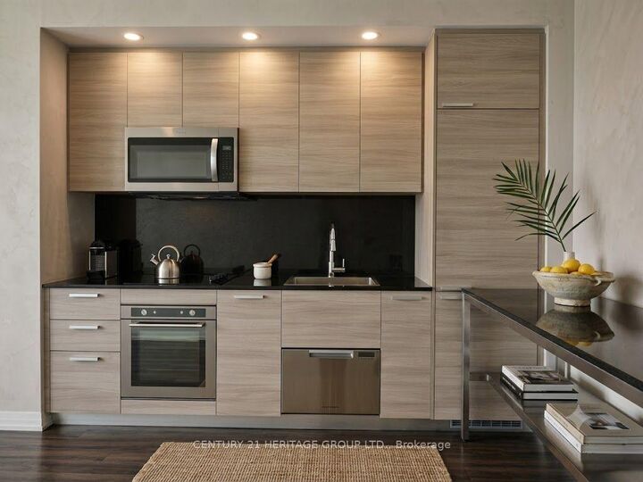 Photo de la propriété: 75 Canterbury Place 1606 ON M2N 0L2