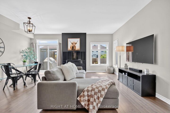 Property Photo: 84 Francis Street ON K7C 0E9