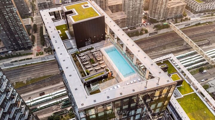 Property Photo: 470 Front Street 2015 ON M5V 0V6