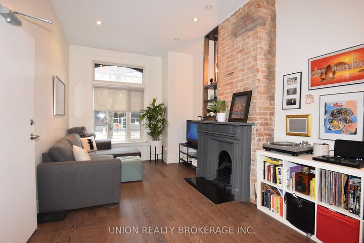 Property Photo: 66 Lansdowne Avenue 1 ON M6K 2V9