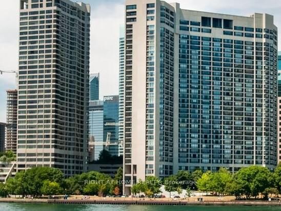 Property Photo: 33 Harbour Square 2803 ON M5J 2G2