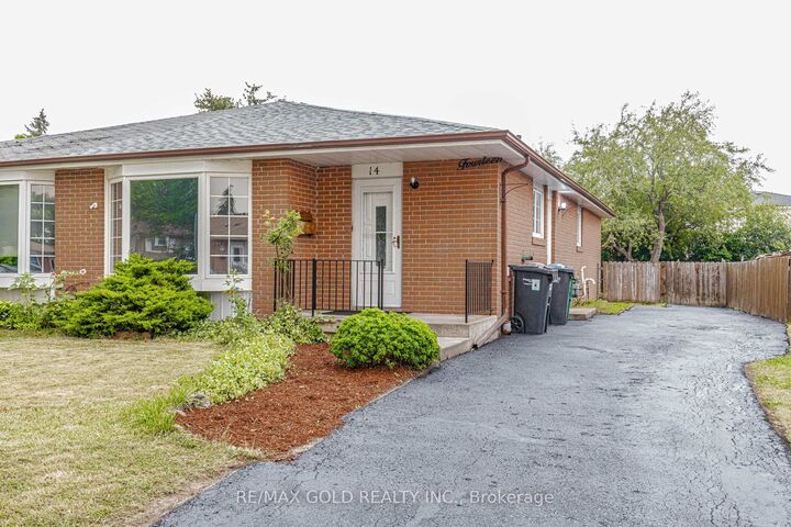 Property Photo:  14 Flamingo Crescent  ON L6T 2G5 