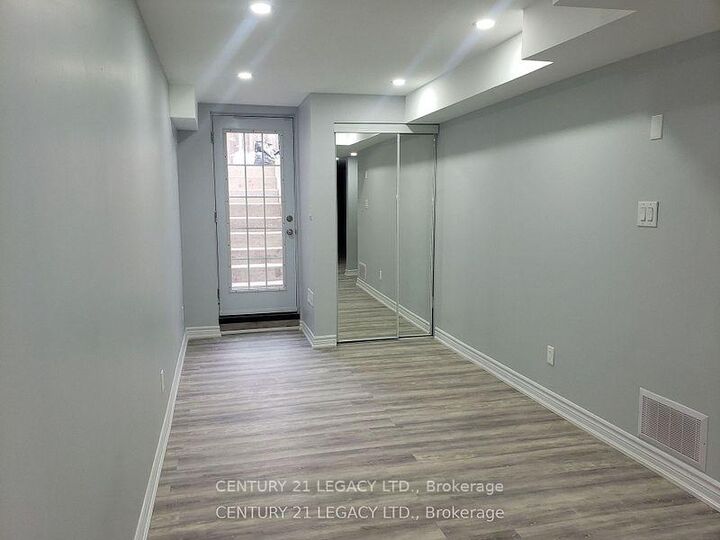 Property Photo: 21 Kilrea Way Lower Level ON L6X 0P9