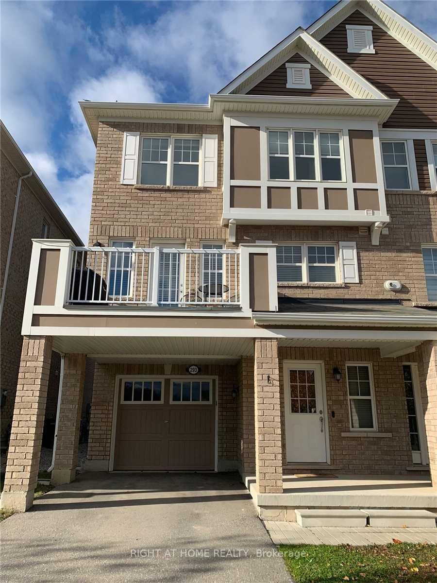Property Photo: 293 Eves Gate ON L9E 0A2