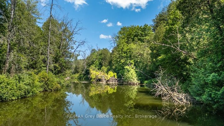 30 Riverside Place — photo 1