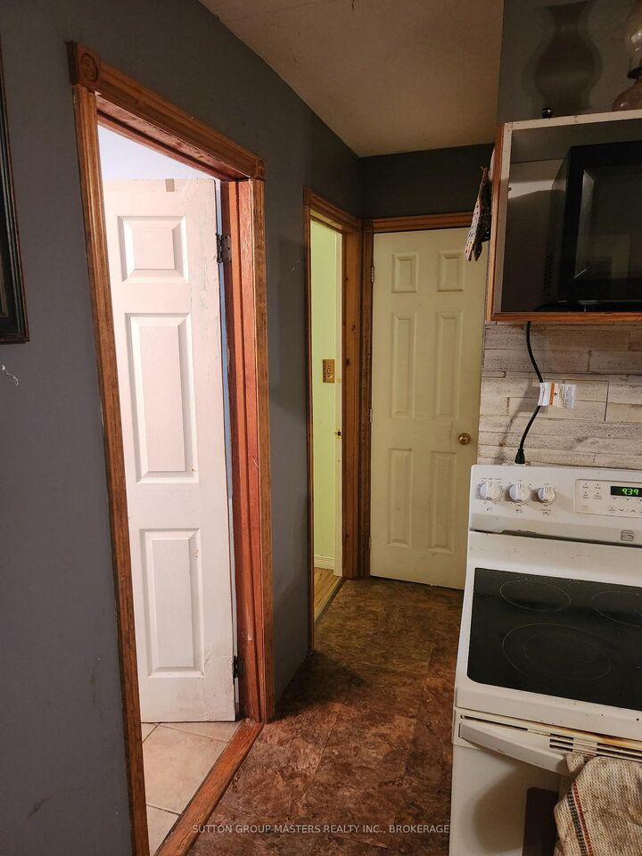 Property Photo: 811 Pierces Lane ON K0E 1N0