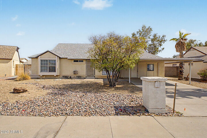 Property Photo:  10719 W Vista Avenue  AZ 85307 