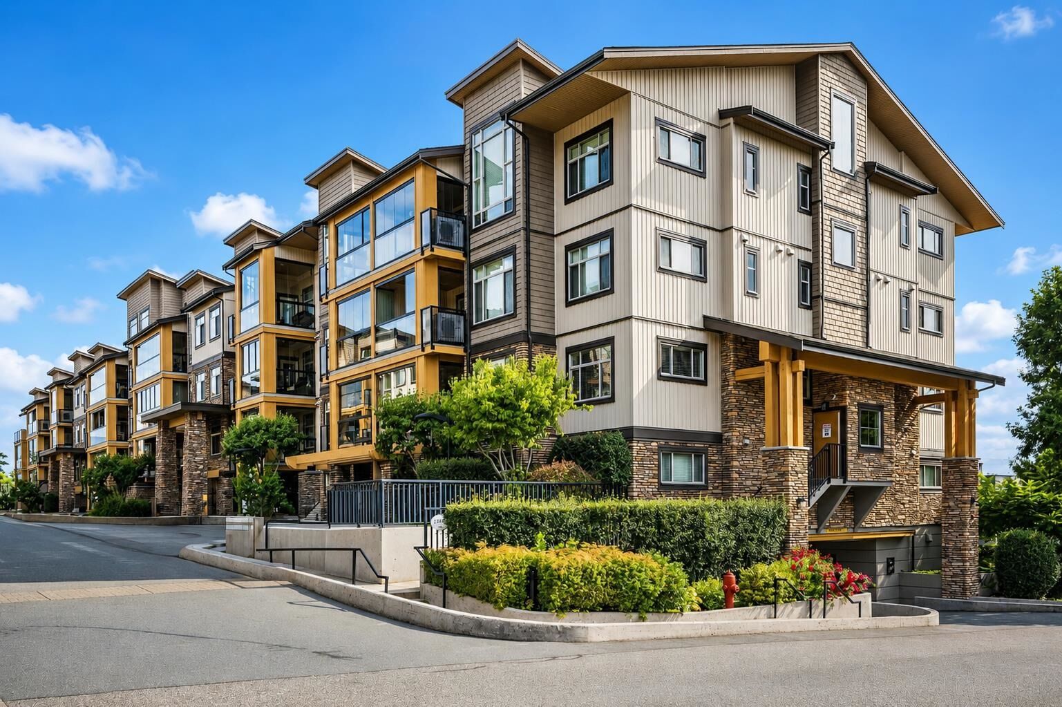 Property Photo: 12655 190A Street 403 BC V3Y 0E9