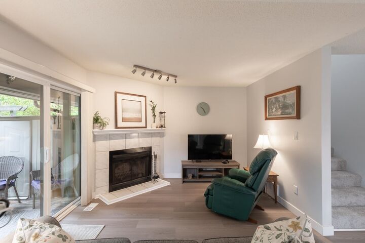 Property Photo: 1174 Inlet Street 19 BC V3B 6E4