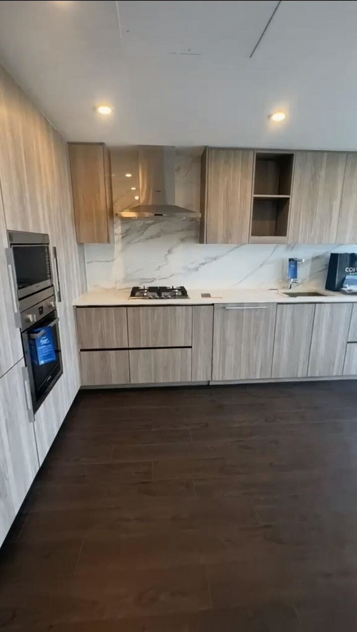 Property Photo: 13778 100th Avenue 2201 BC V3T 0V3