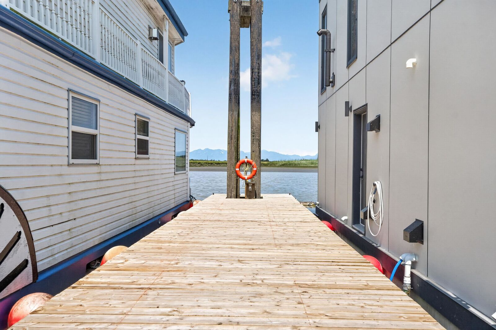 Property Photo: 3871 W River Road 10 BC V4K 5E9