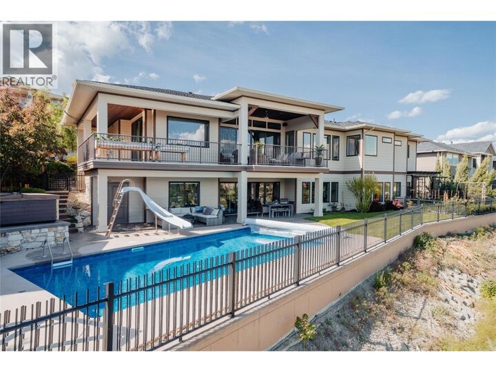 Property Photo: 747 Traditions Crescent BC V1V 2Y2