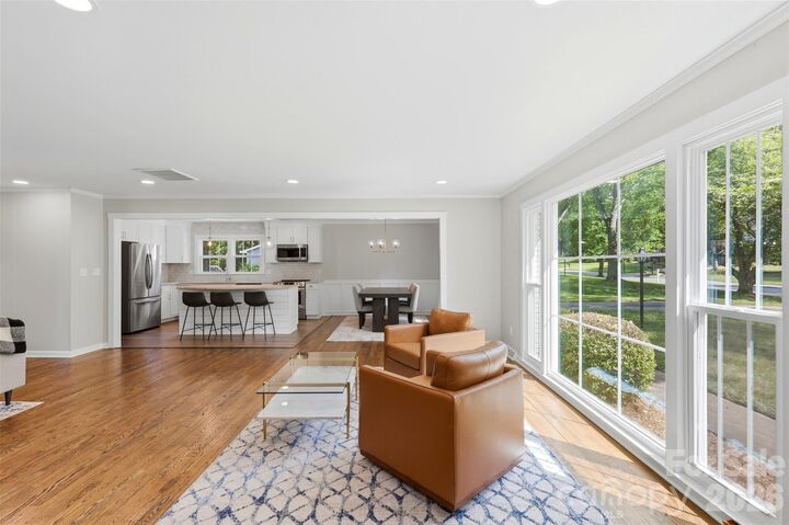 Property Photo: 8115 Knollbrook Drive NC 28270