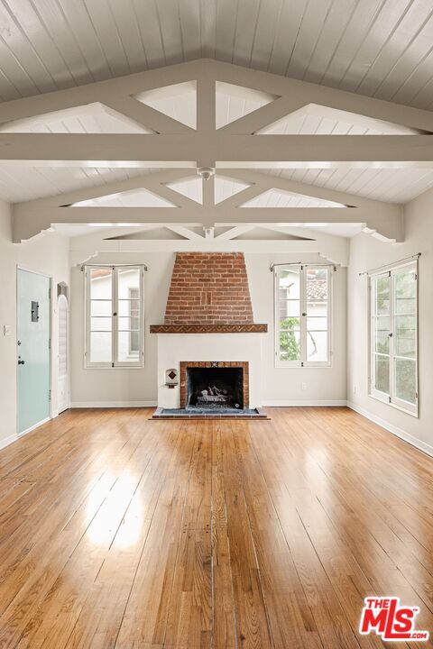 Property Photo:  3717 Arbolada Rd  CA 90027 