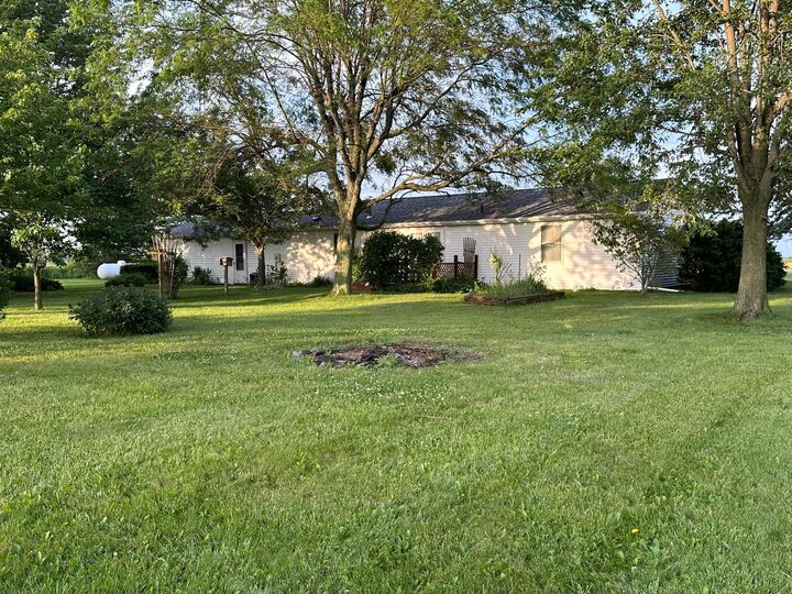 Property Photo: 9855 County Road 35 OH 45812
