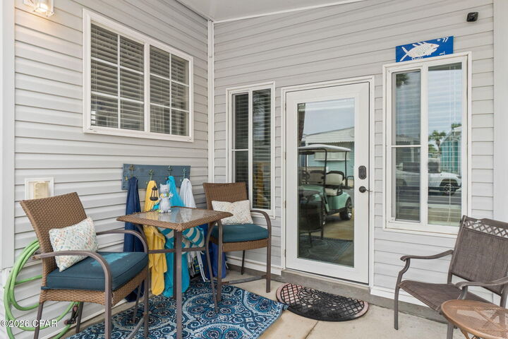 Property Photo: 77 Gulf Loop FL 32413