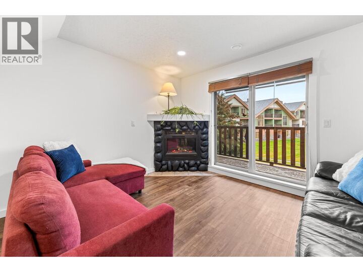 Property Photo: 32 Rivermount Place 202A BC V0B 1M7