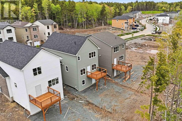 Property Photo: 7 Garvey Court 50 NS B4B 2V7