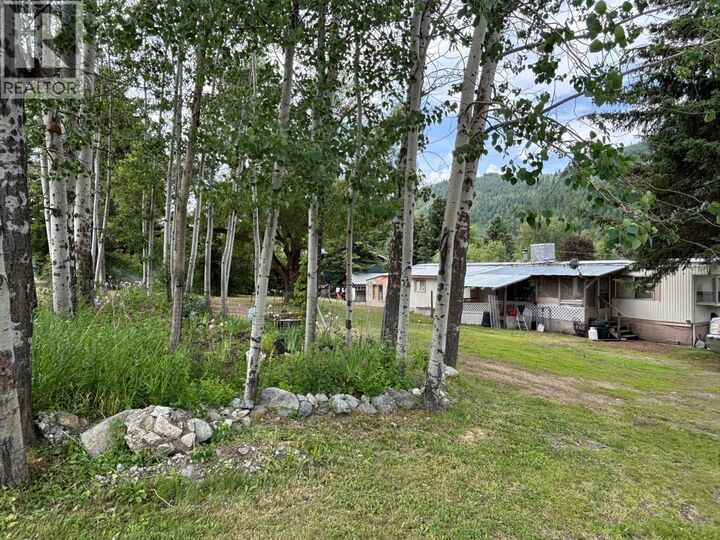 Property Photo: 360 3rd Street BC V0H 1J0
