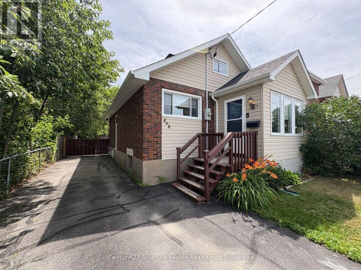 Property Photo: 468 King Street West ON P1B 6A2