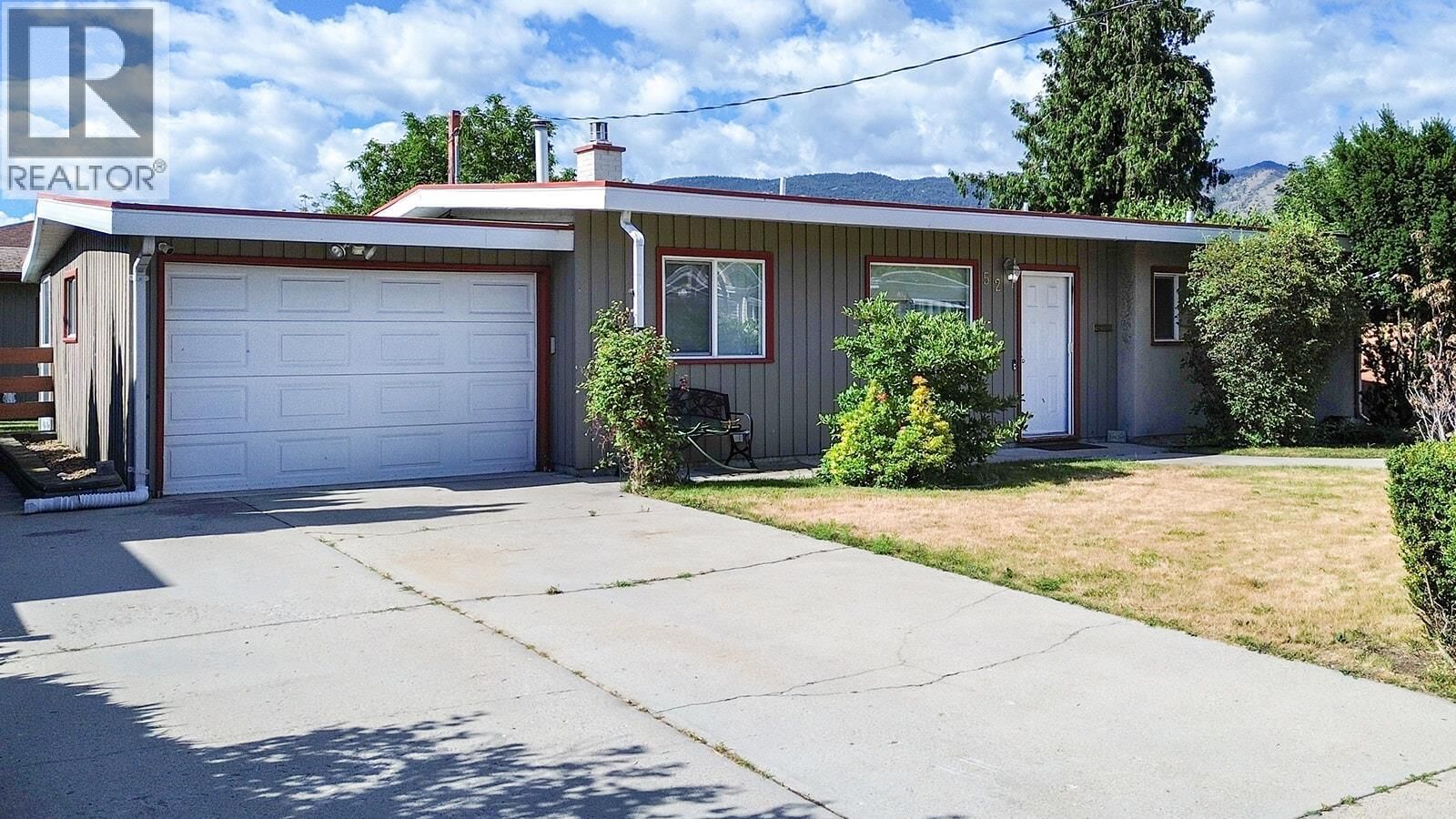 Property Photo:  52 Granby Place  BC V2A 2Z4 