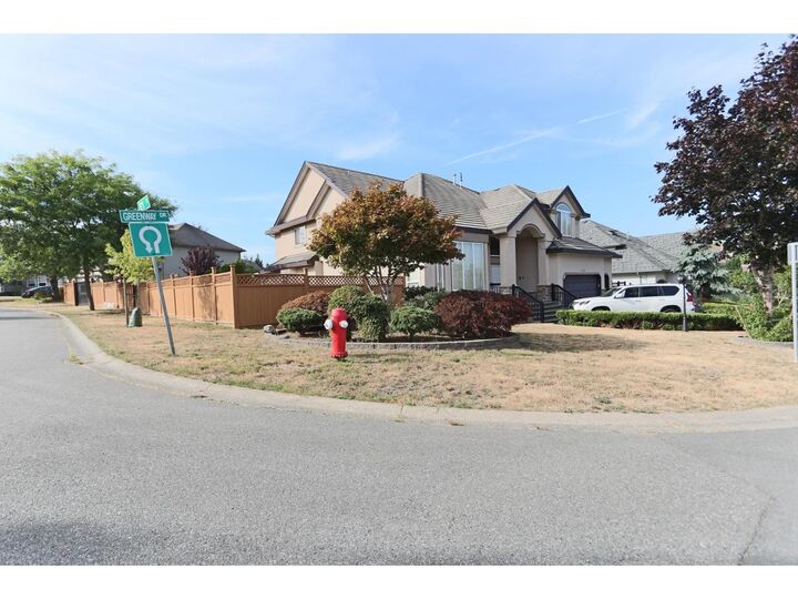 17105 Greenway Drive — photo 1
