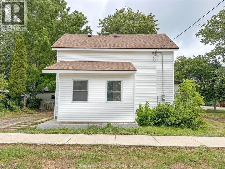 Property Photo:  47 Parr Street  ON N0P 1A0 
