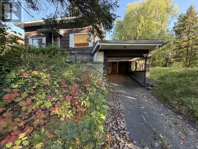 34 Knox Ave — photo 1