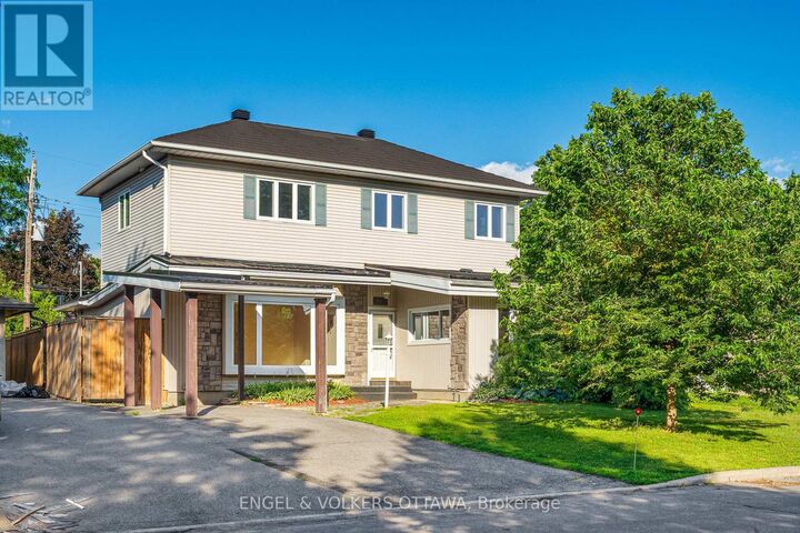 977 Blythdale Road — photo 1