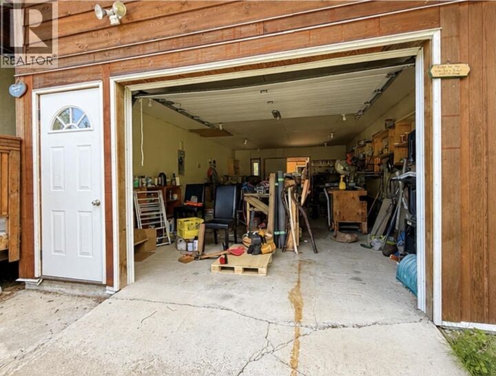 Property Photo: 7636 King Road BC V0K 1X3