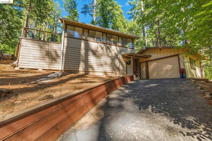 Property Photo: 25417 David Dr CA 95335