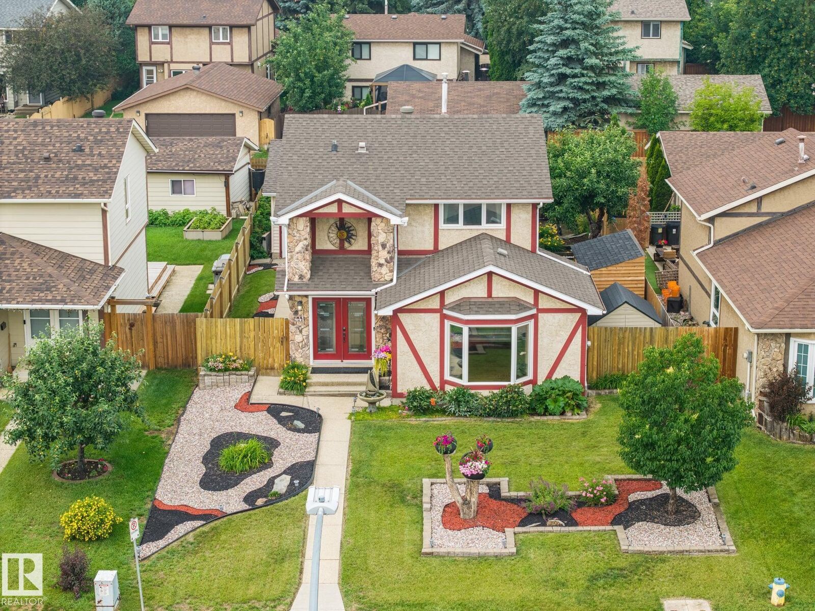 Property Photo:  441 Woodvale Road NW  AB T6L 1W4 
