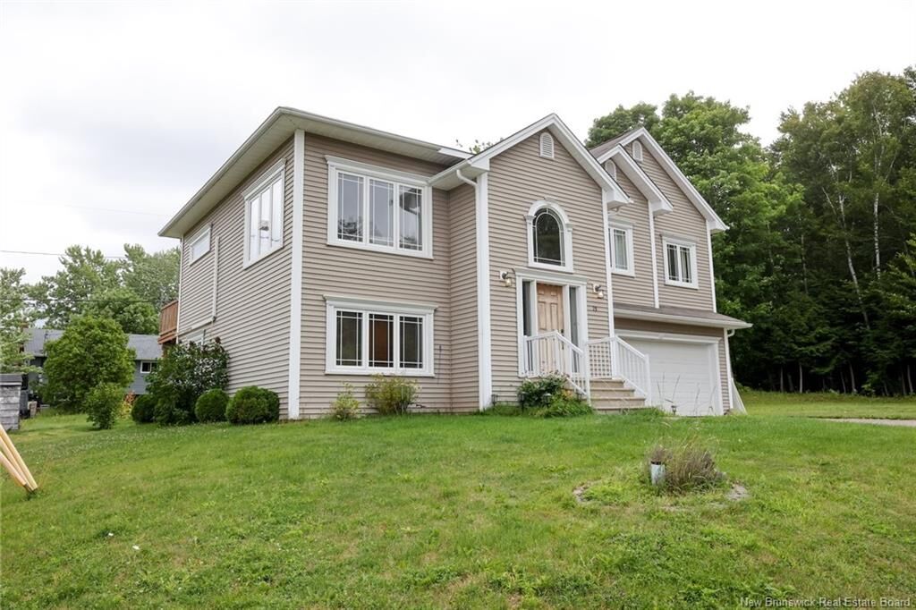 Property Photo: 75 Whisperwood Drive NB E3C 0J8